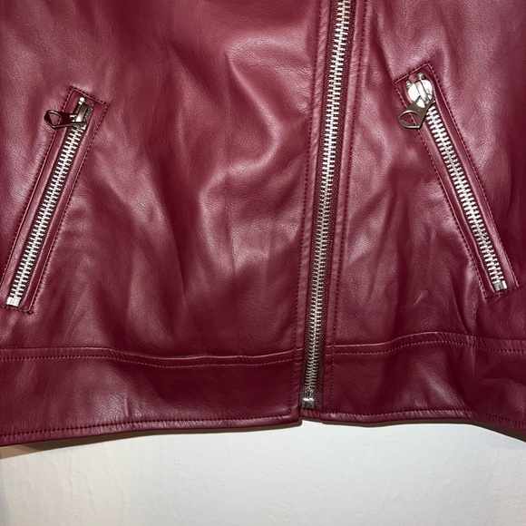 TORRID Maroon Faux Leather Jacket Size 4 - Picture 5 of 9